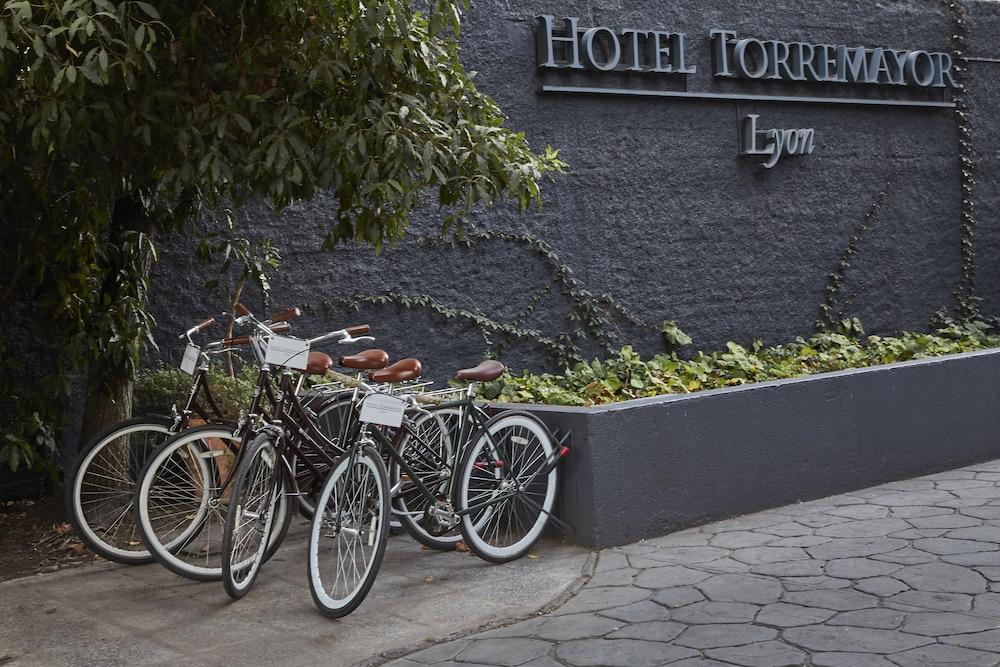 Hotel Torremayor Lyon Santiago del Cile Esterno foto