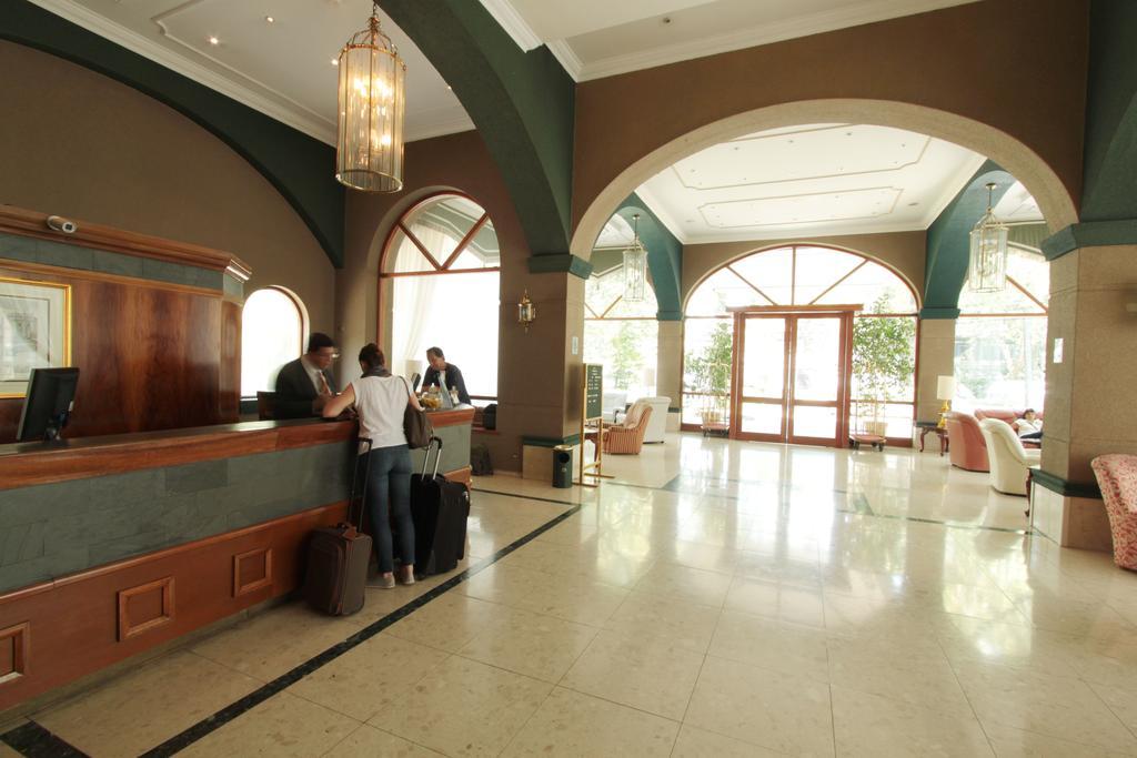 Hotel Torremayor Lyon Santiago del Cile Esterno foto